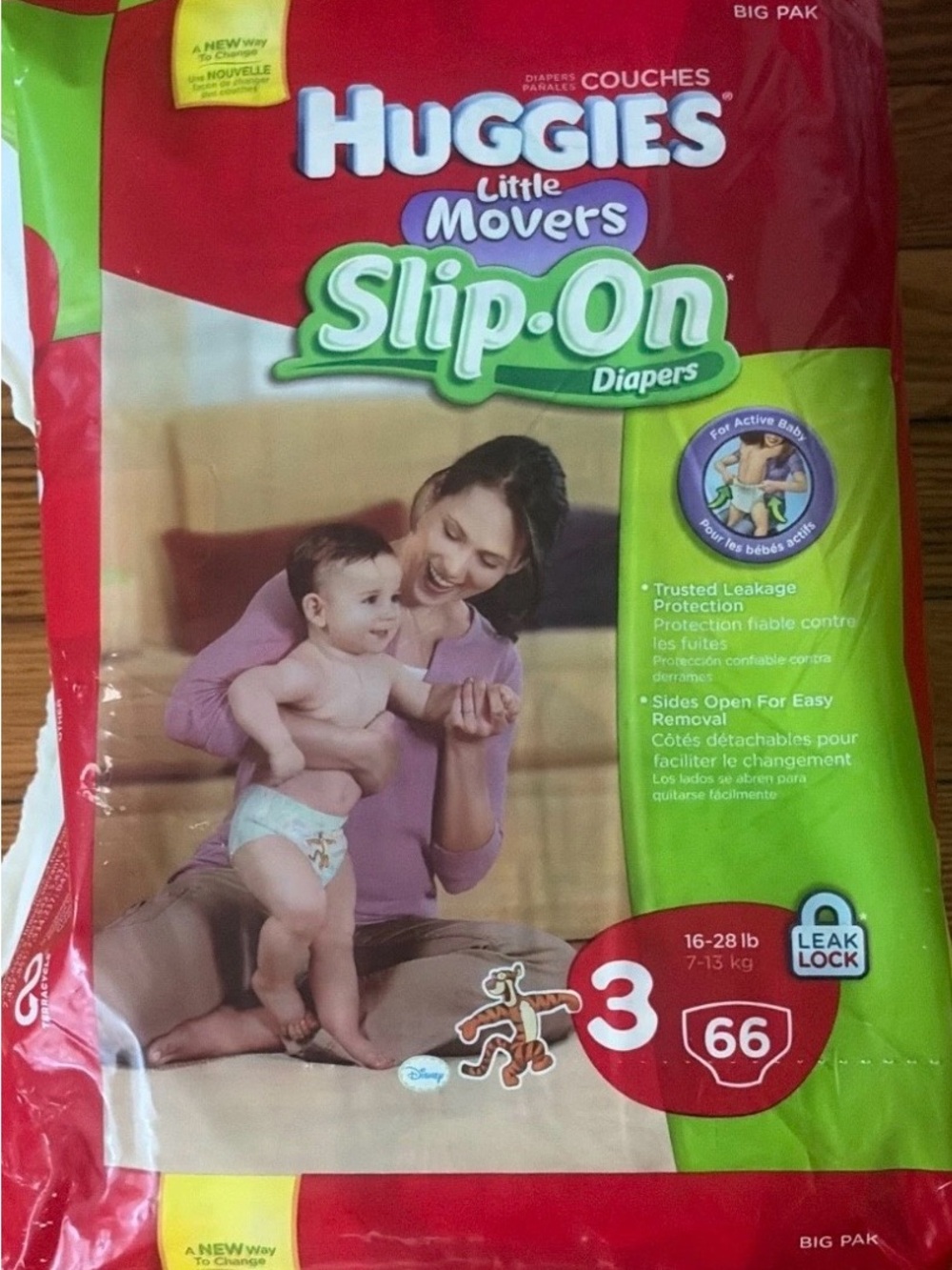Huggies Little Movers Slip-On Diapers Size 3 - Green/Red Pack (66 ct)